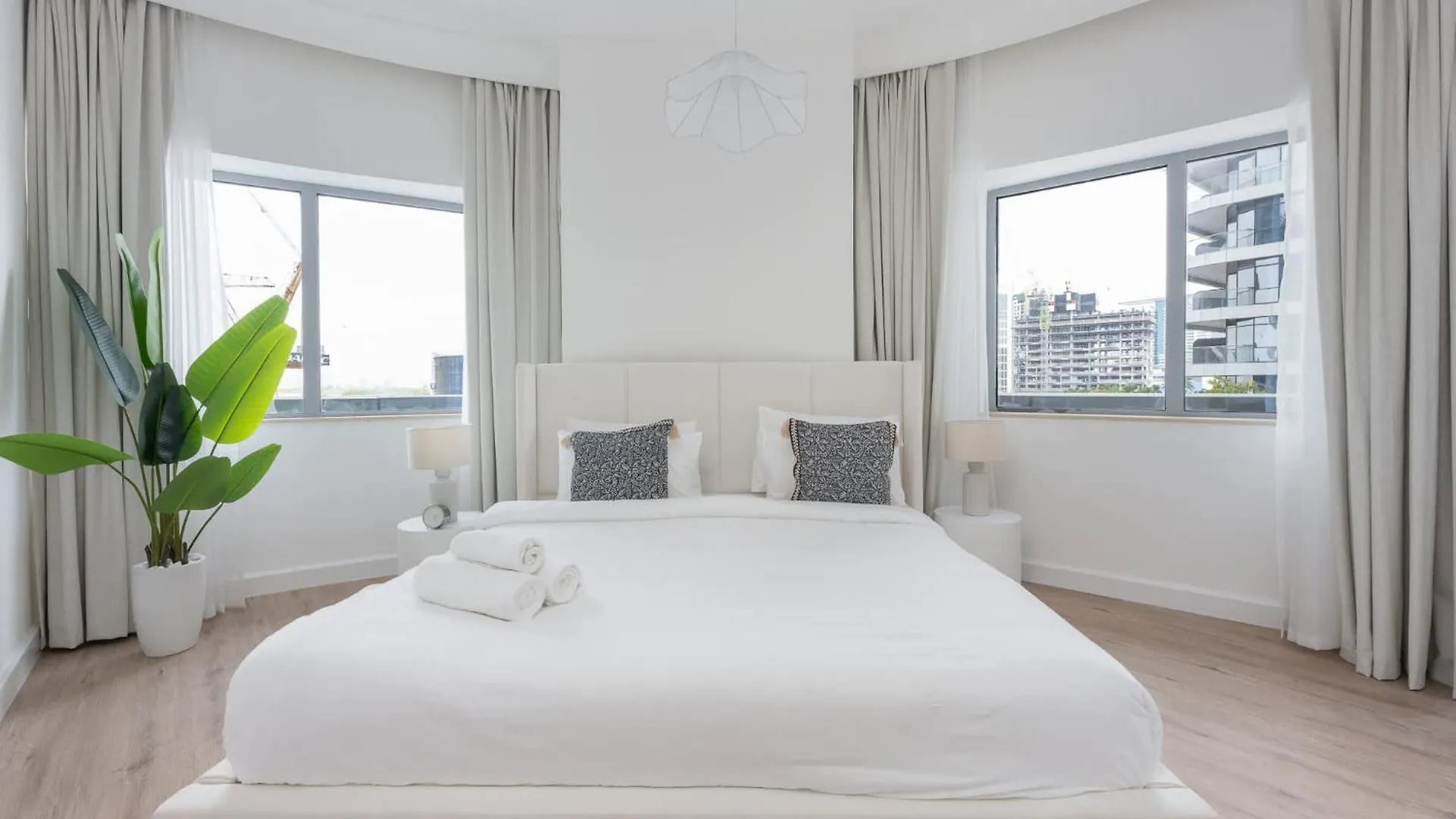 2Br Bliss In Vibrant Business Bay Apartment Dubai United Arab Emirates