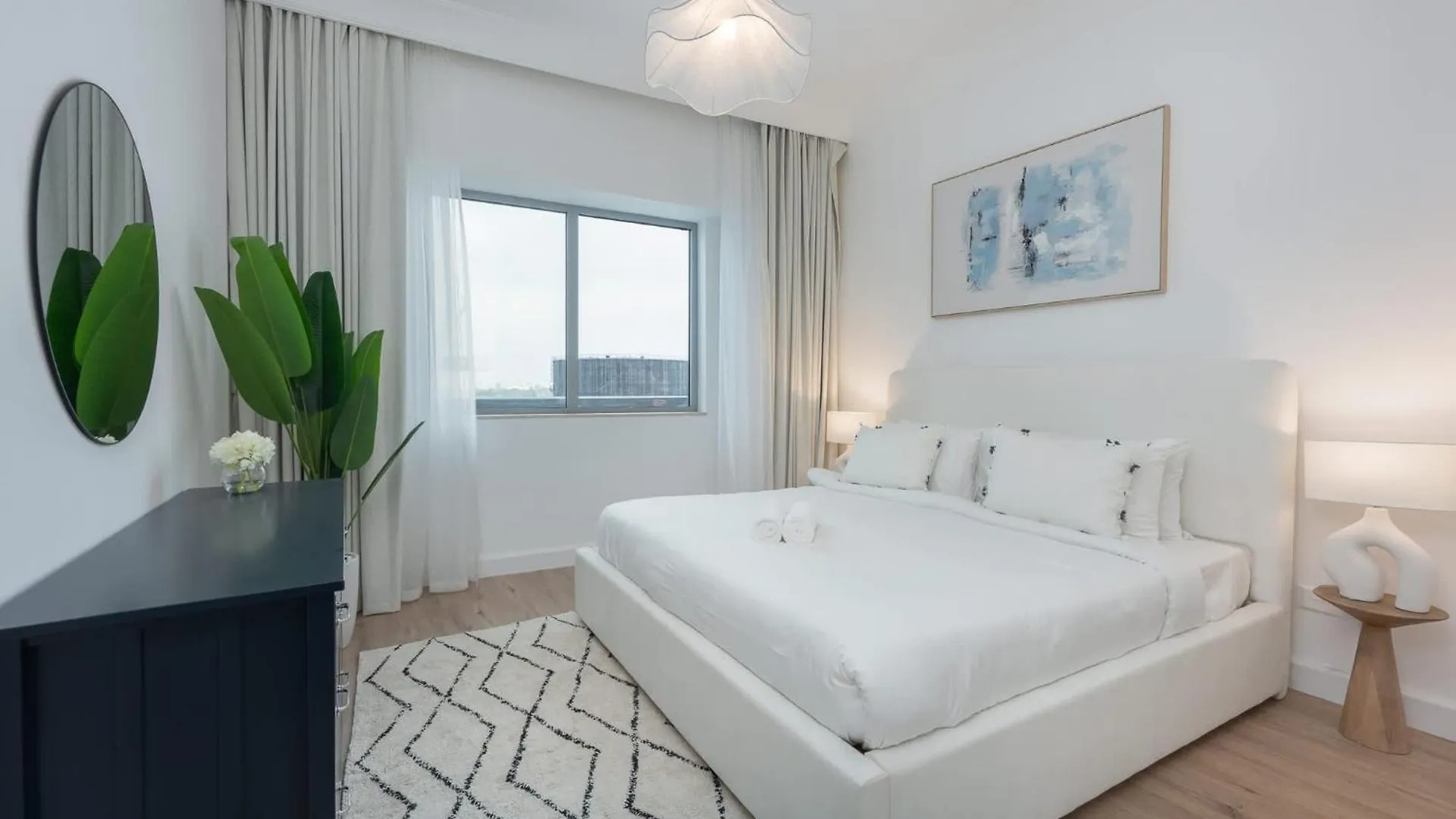 2Br Bliss In Vibrant Business Bay Apartment Dubai 0*,