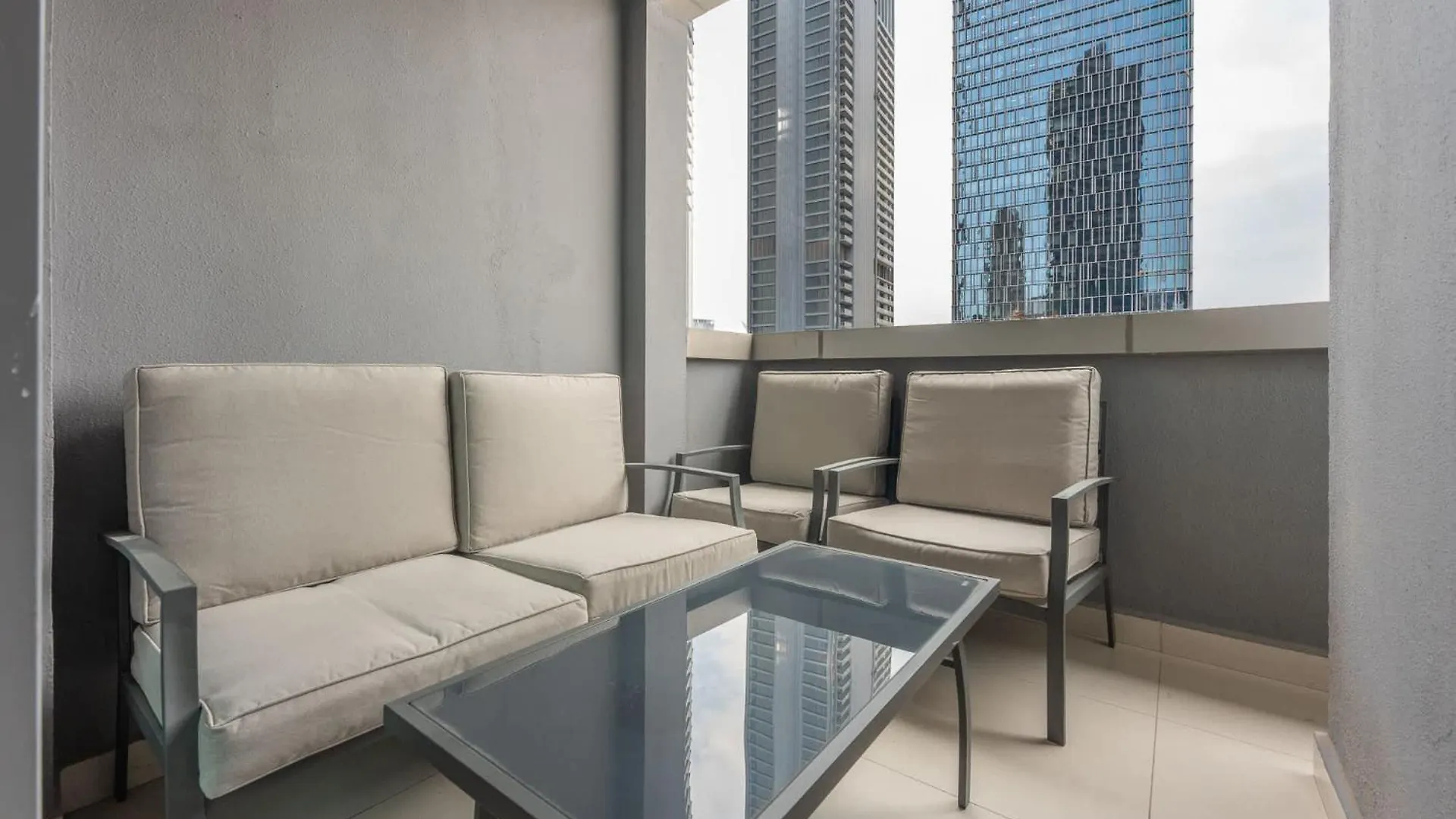 2Br Bliss In Vibrant Business Bay Apartment Dubai United Arab Emirates